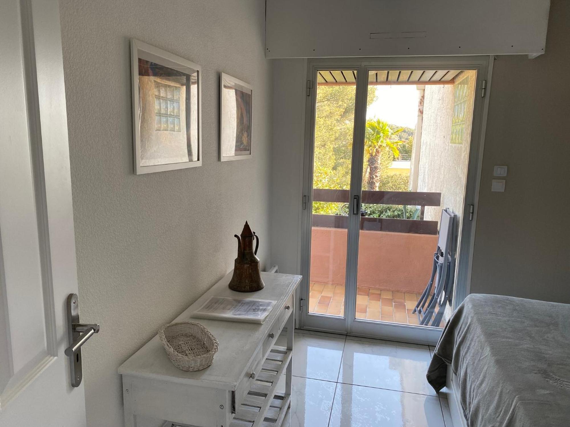 Appartement Cosy A Sanary Plage De Portissol-Climatise-Parking Prive Esterno foto